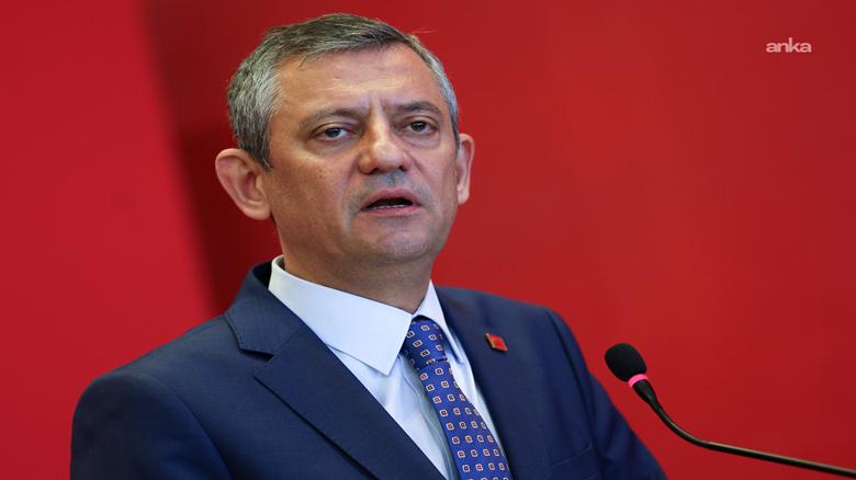 Özgür Özel'den tutuklanan Balcıoğlu'na destek: Bu haksızlığın karşısında asla yalnız değilsiniz
