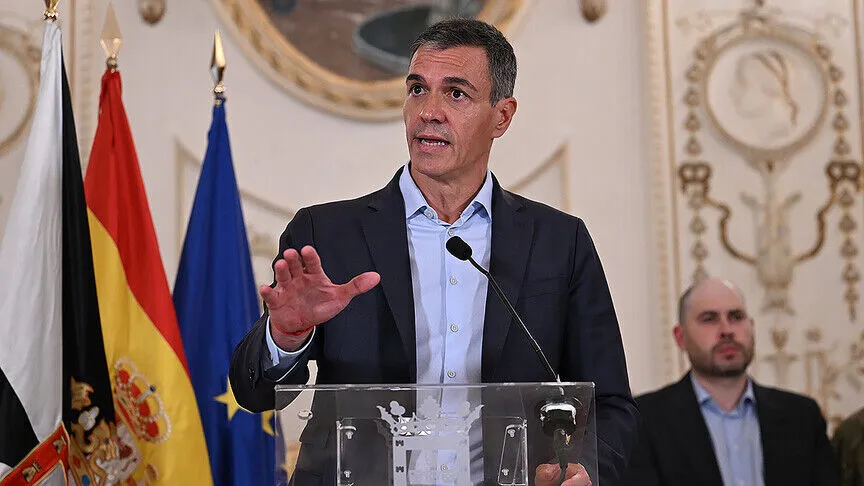 Sanchez, Schengen Bölgesi'nin İspanya'ya kapatılması çağrılarına AB'nin düzensiz göç karnesiyle yanıt verdi