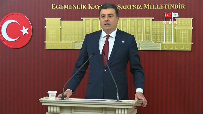 YENİ Parti Sözcüsü Zeynel Emre, partisinin Kurultay takvimini açıkladı
