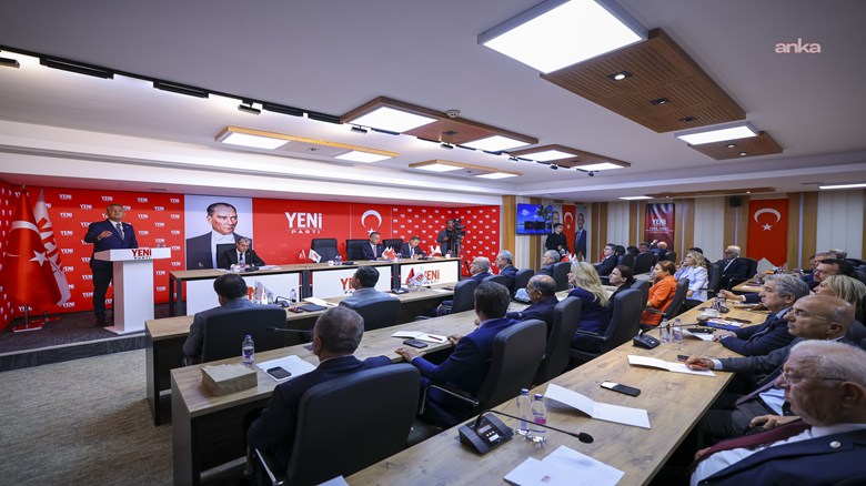YENİ Parti'nin Milletvekili Çalışma Toplantısı, Özgür Özel başkanlığında yapıldı