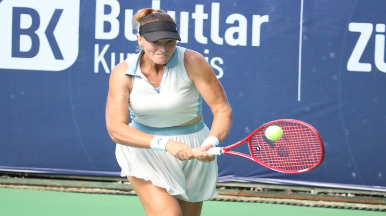 Adana  WTA 125 Open Tenis Turnuvası'nda çeyrek final maçları oynandı