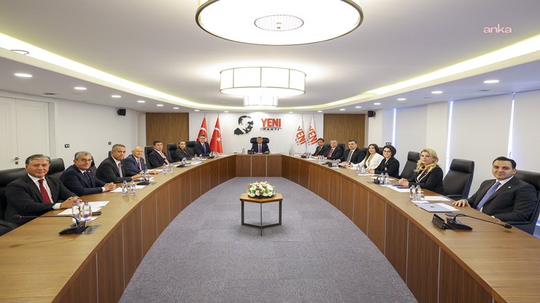 YENİ Parti, Anayasa Mahkemesi'ne 