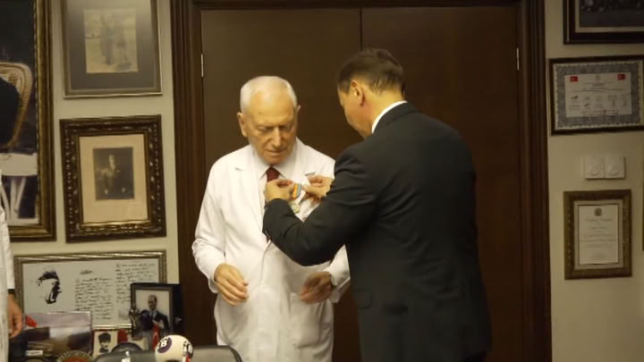 Batı Kazakistan Üni. Heyeti Prof. Haberal'a Teşekkür Ederek Türkiye'den Ayrıldı