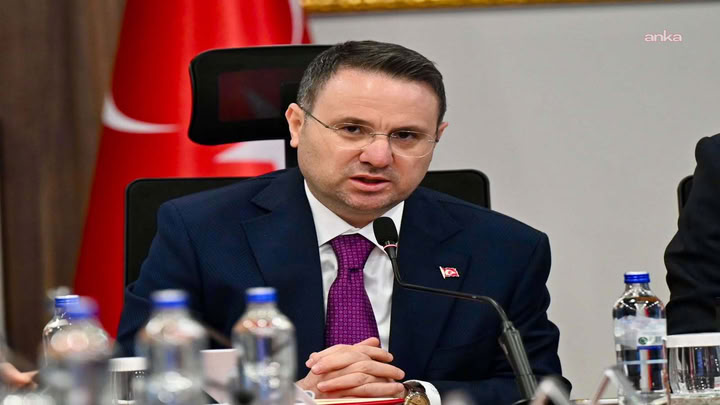 Adalet Bakanı Gürlek: Kurgu trafik kazalarıyla ilgili suç yapılanmasına yönelik operasyonda 88 şüpheli hakkında işlem başlatıldı